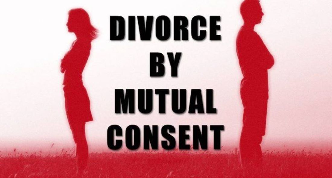 Divorce is an emotionally challenging process, but when both parties agree on ending their marriage amicably, a mutual consent divorce can be a less painful option. This blog aims to provide you with valuable insights and steps to prepare for a mutual consent divorce. We will cover important aspects such as the divorce process, the significance of lawyers’ guidance, maintaining confidentiality, utilizing mediation, and understanding divorce laws